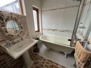 Photo 7- click for photo gallery